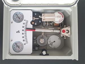 OMC 82 R11 W23 Temperature Pressure Controller